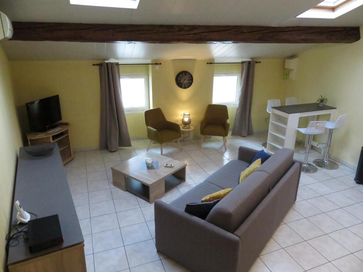 Au Bonheur Suspendu Apartment ปงต์-อ็อง-รัวย็องส์ ภายนอก รูปภาพ