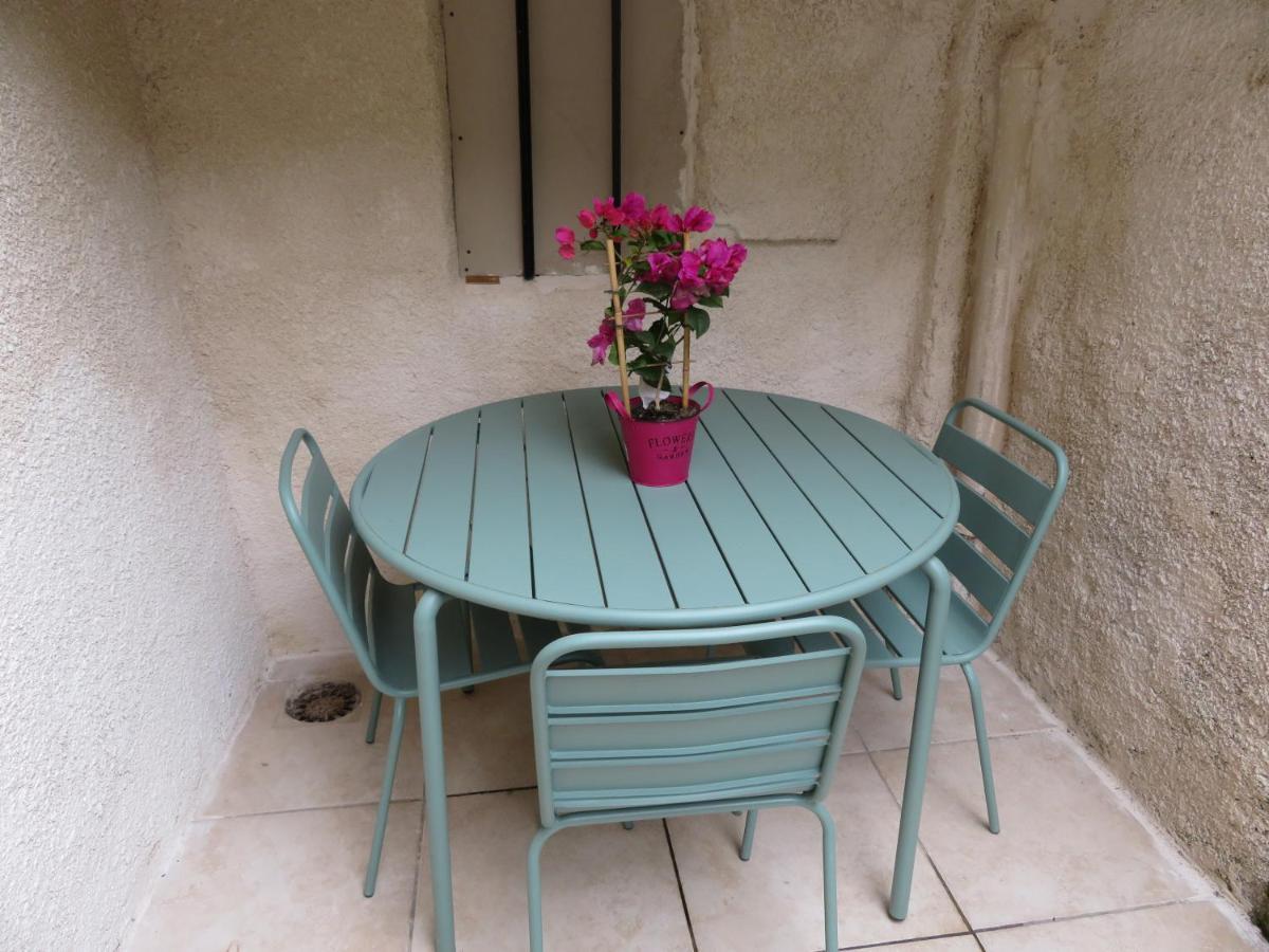 Au Bonheur Suspendu Apartment ปงต์-อ็อง-รัวย็องส์ ภายนอก รูปภาพ