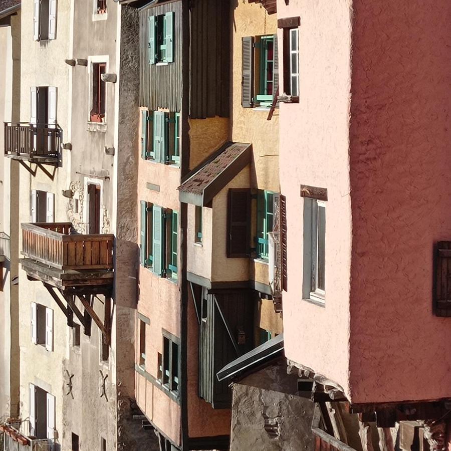 Au Bonheur Suspendu Apartment ปงต์-อ็อง-รัวย็องส์ ภายนอก รูปภาพ
